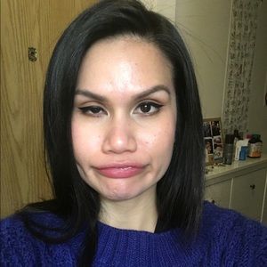 Meet your Posher, Carmela